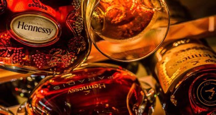 Drinking hennessy lyrics