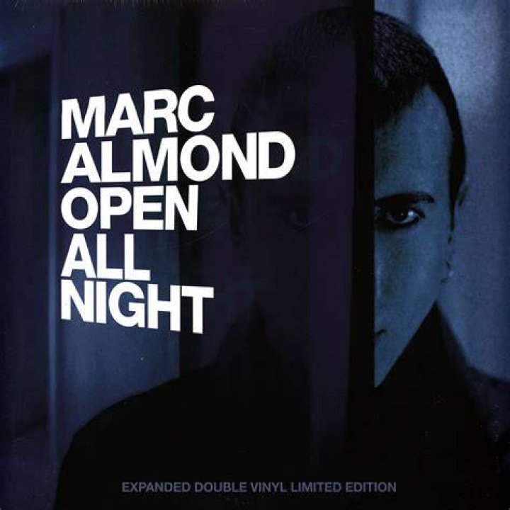 Midnight blue cherry red lyrics