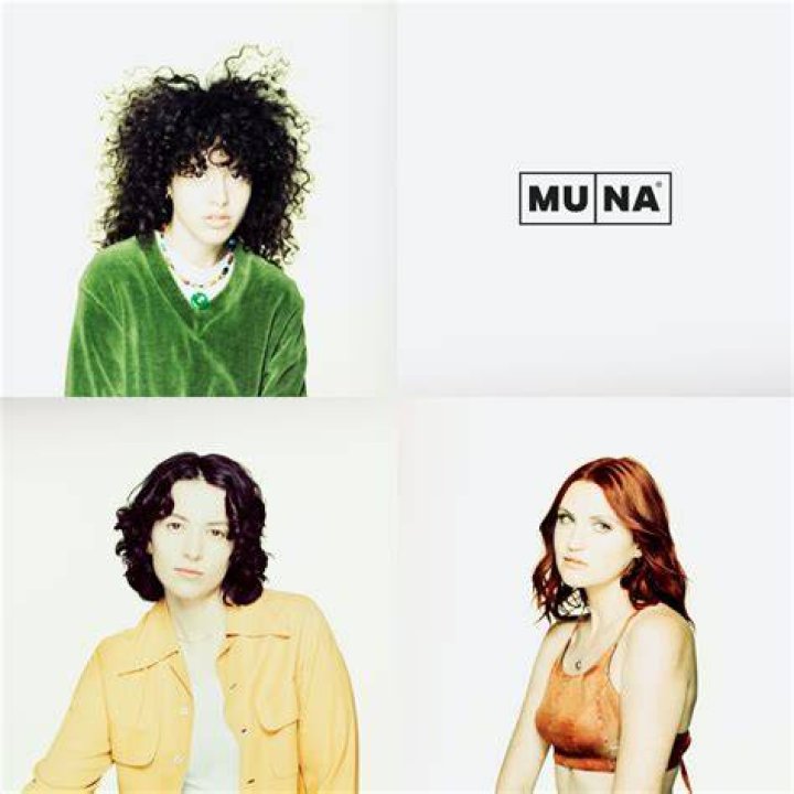 Muna muna song lyrics