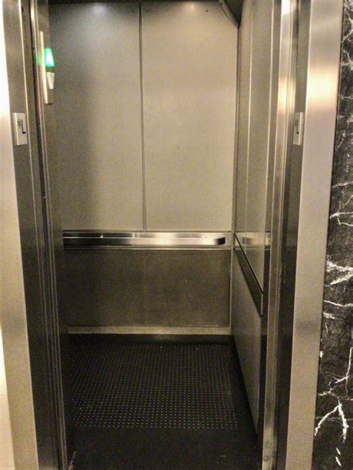 Second elevator in Manhattan Promenade building shut down months ago